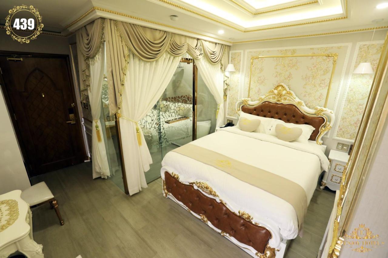 Khách sạn tình yêu Rosa TP. Hồ Chí Minh